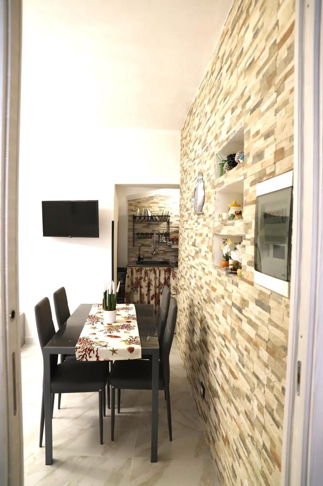 Lo Scarrozzo Room Palermo Bagian luar foto